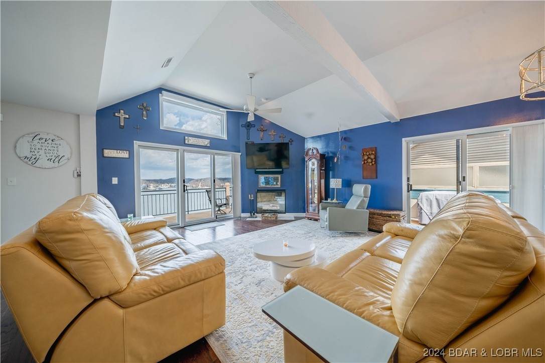 166 Falls Point Drive - Photo 1
