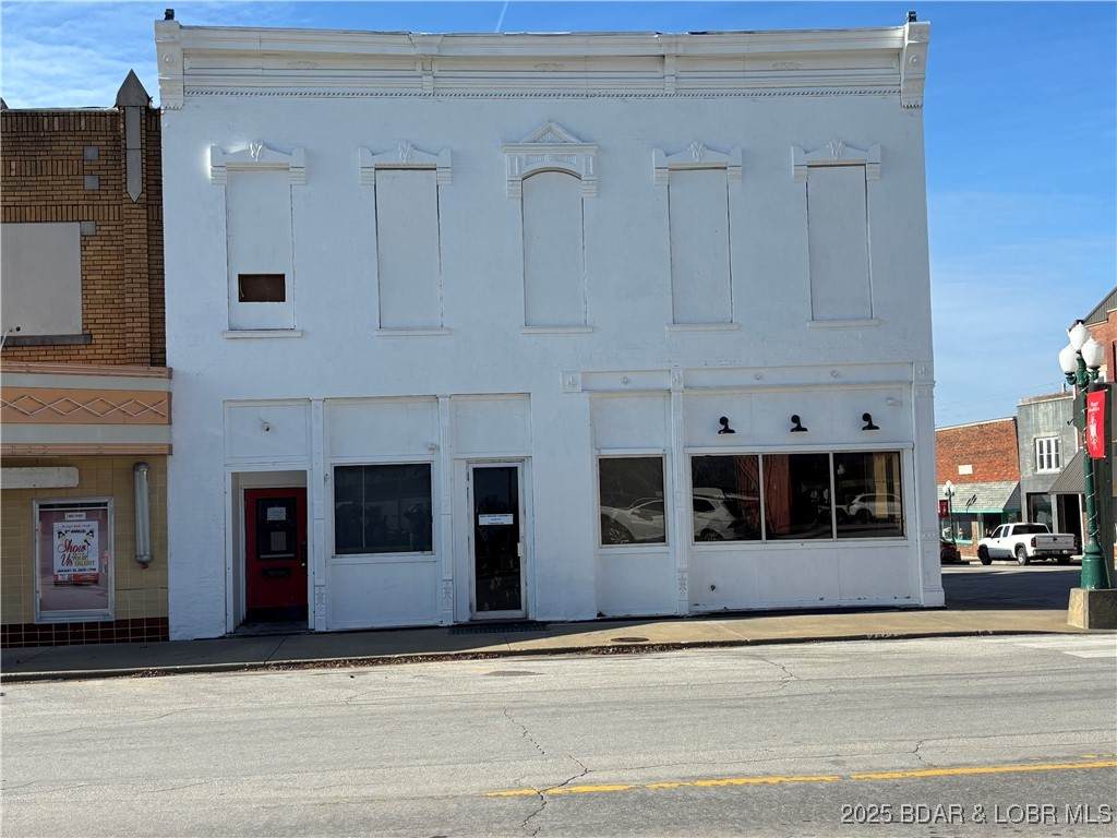 105 Monroe Street - Photo 1