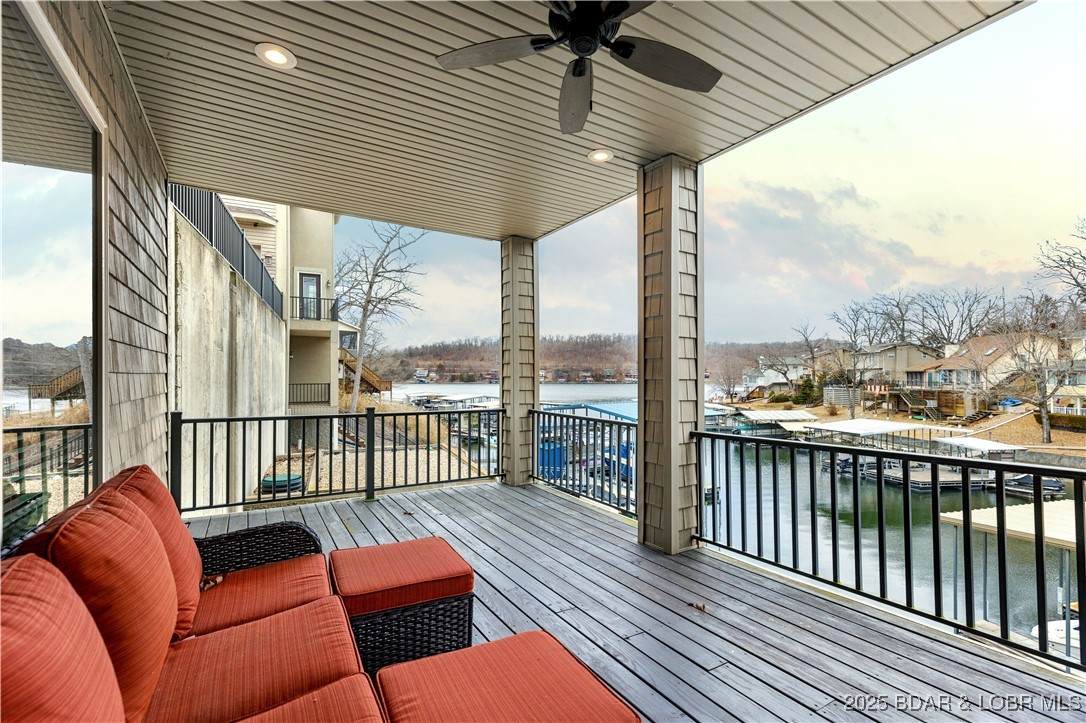 27112 White Horse Circle - Photo 1