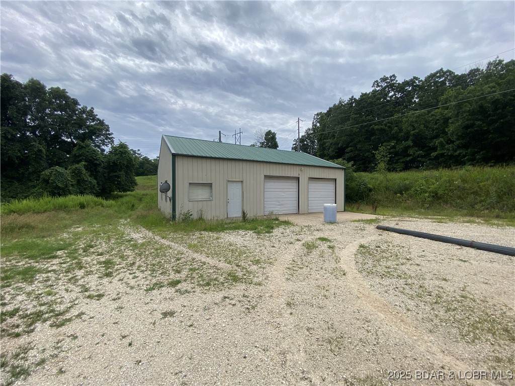 15888 Everglade Road - Photo 1