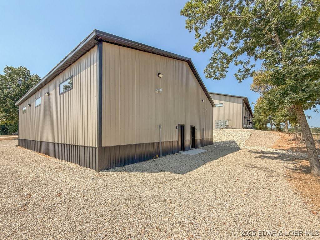 https://bt-photos.global.ssl.fastly.net/ozarks/orig_boomver_1_3578890-2.jpg