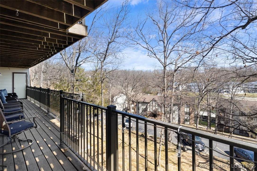 92 Waters Edge Court - Photo 1