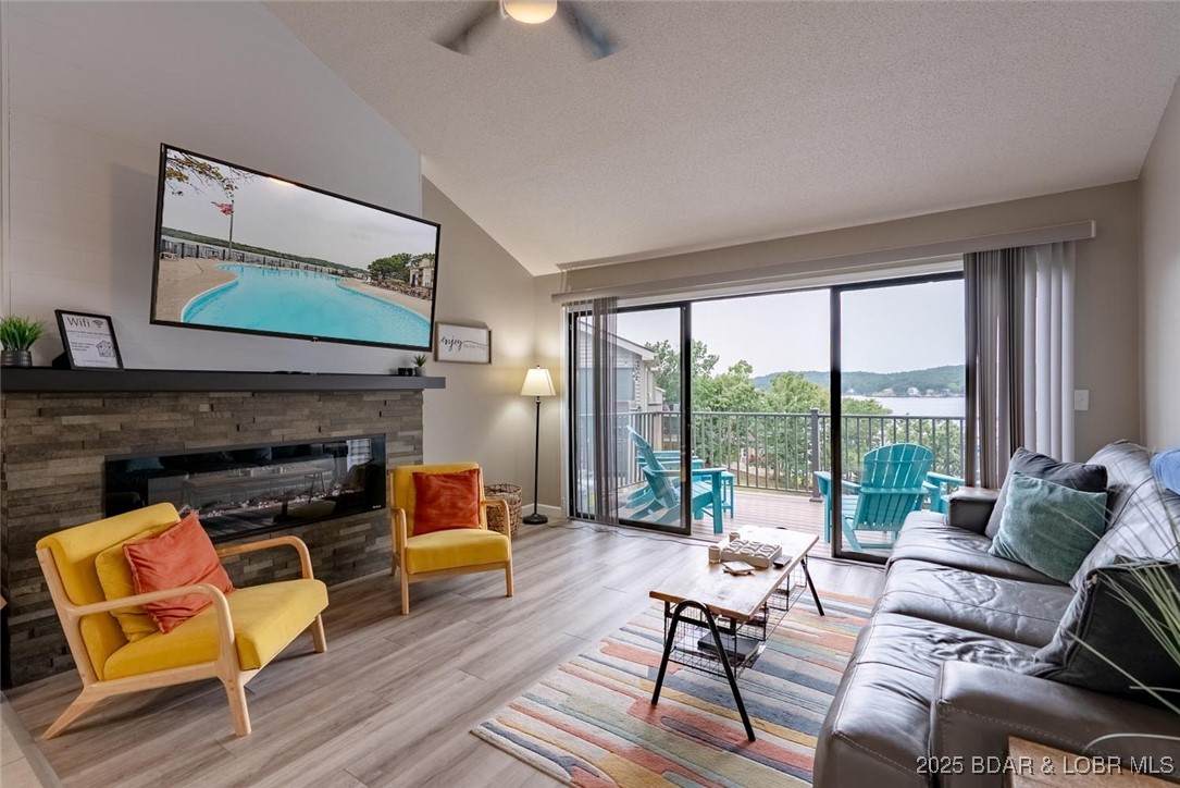 40 Robinwood Drive - Photo 1