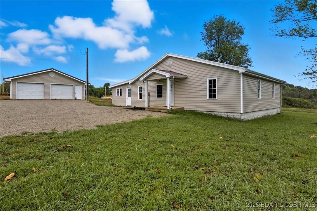 502 15th Street - Photo 1