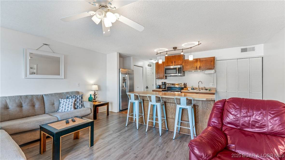 45 Southwood Shores Place - Photo 1