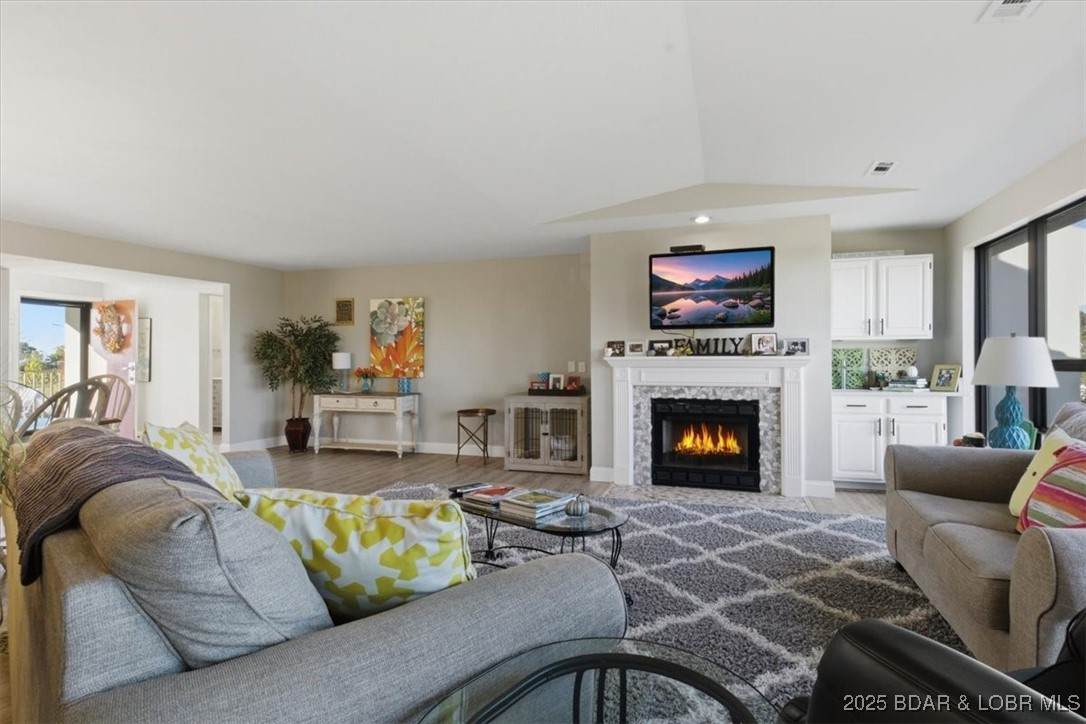 85 Lajolla Drive - Photo 1