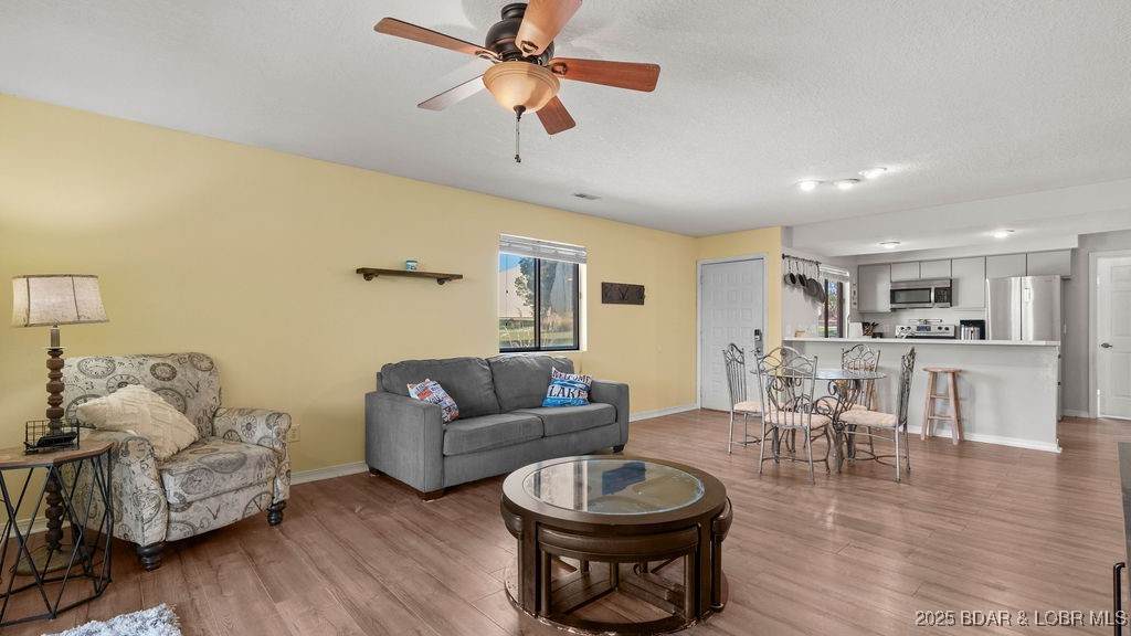 99 Ventura Drive - Photo 1