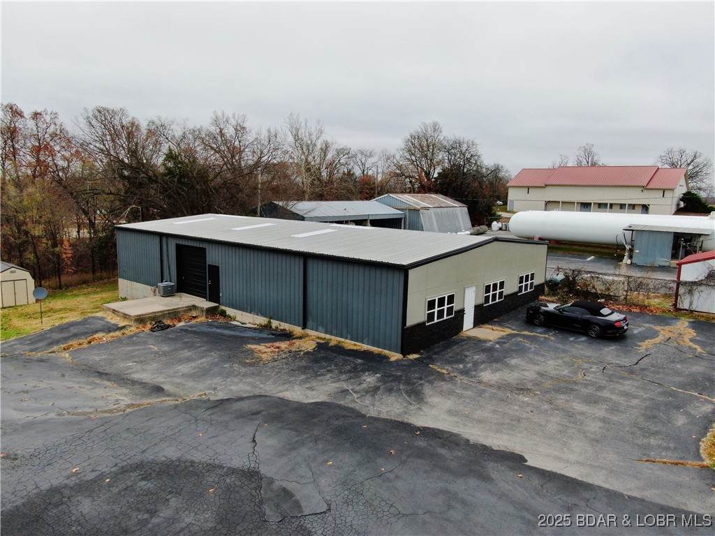 1192 S&nbsp;Business Route&nbsp;5 Highway - Photo 1