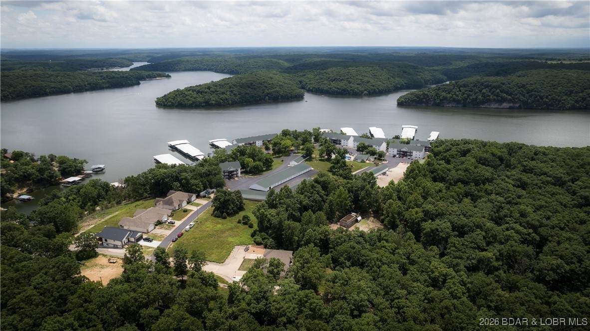 https://bt-photos.global.ssl.fastly.net/ozarks/orig_boomver_1_3583324-2.jpg