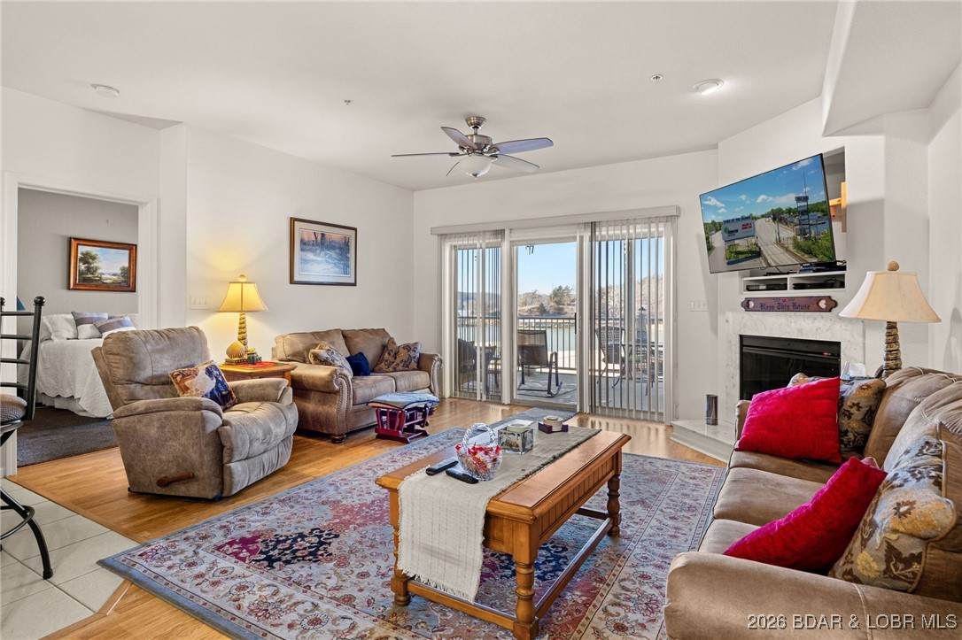 562 Hyd A Way - Photo 1