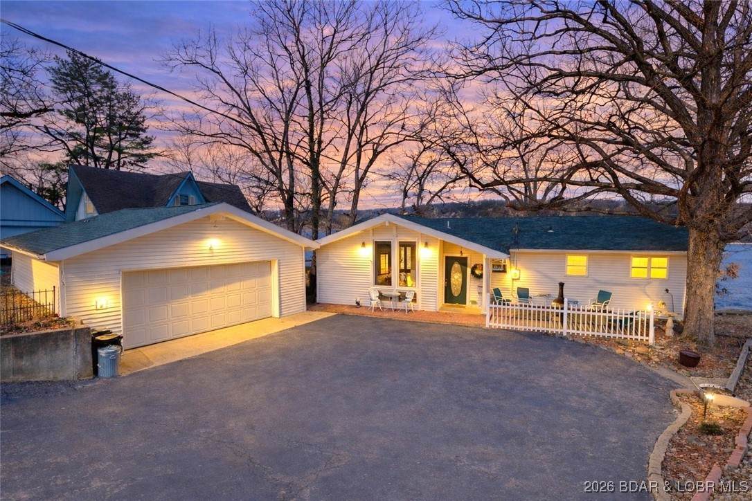 6521 Shady Slope Circle - Photo 1