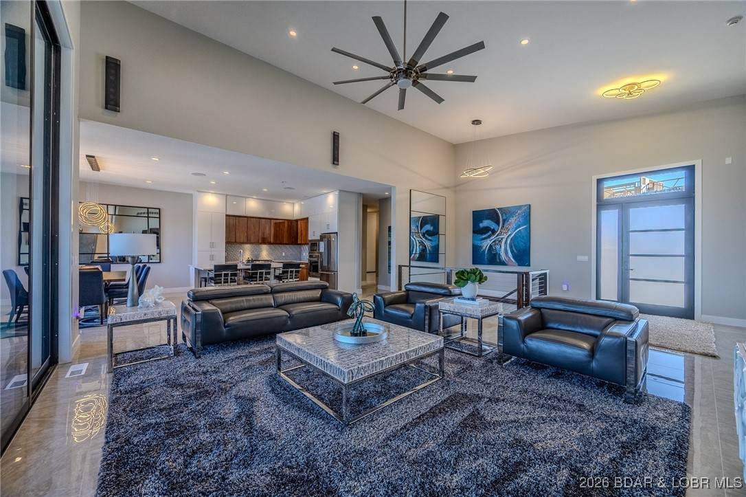 91 Mclaren Drive - Photo 1