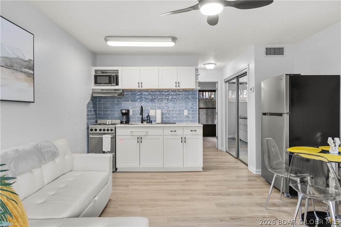 159 Southwood Shores Place - Photo 1