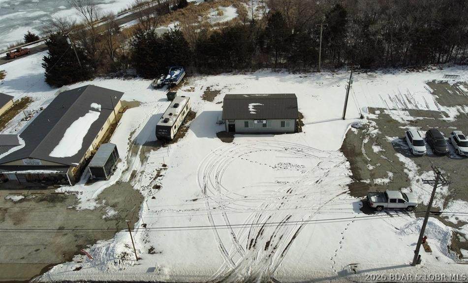 214 N 65 Highway - Photo 1
