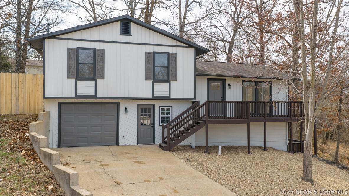 105 Forrestway Drive - Photo 1