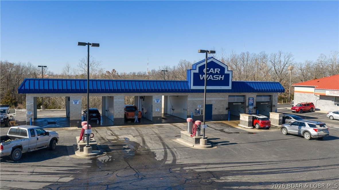 https://bt-photos.global.ssl.fastly.net/ozarks/orig_boomver_1_3583806-2.jpg