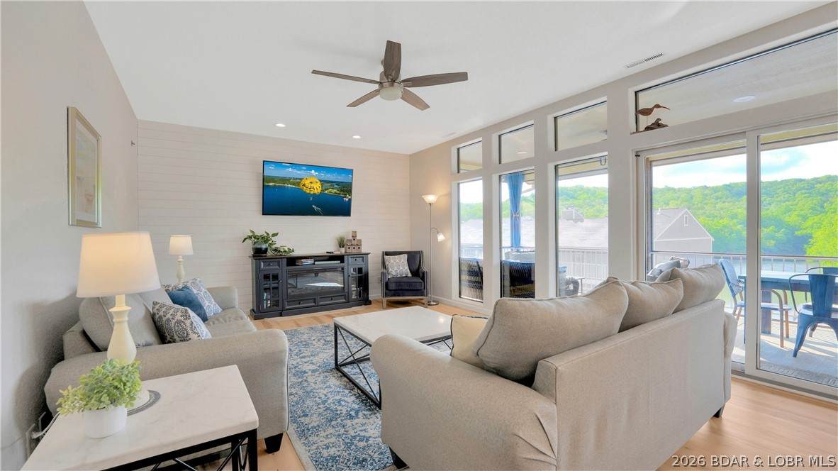 611 Lazy Days Road - Photo 1