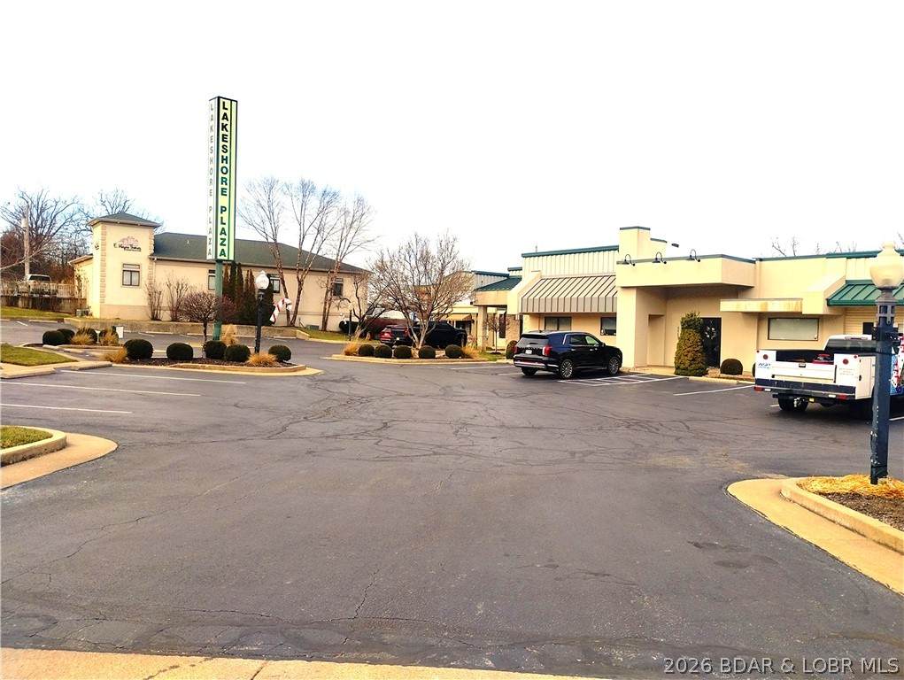 https://bt-photos.global.ssl.fastly.net/ozarks/orig_boomver_1_3584268-2.jpg