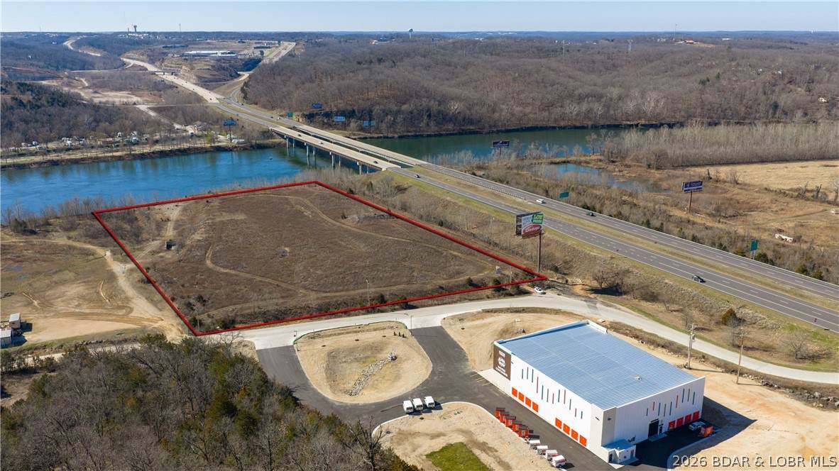 https://bt-photos.global.ssl.fastly.net/ozarks/orig_boomver_1_3584277-2.jpg