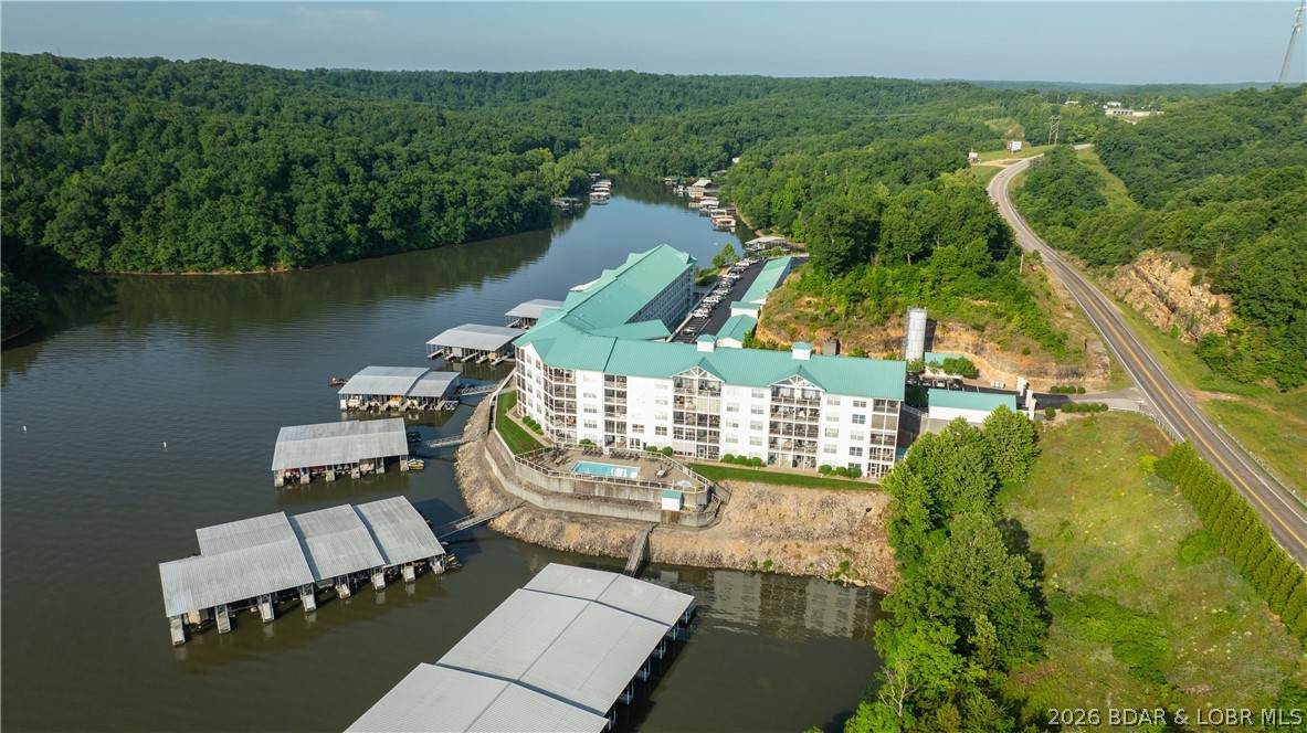 186 Sunset Palms Drive - Photo 1