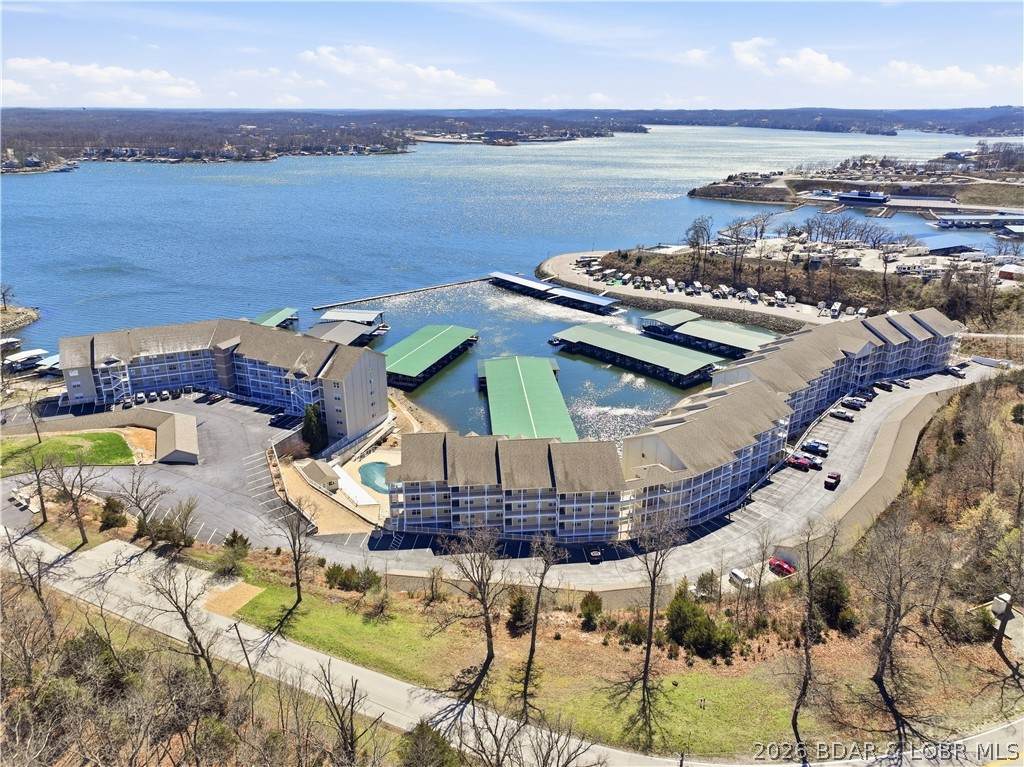 https://bt-photos.global.ssl.fastly.net/ozarks/orig_boomver_1_3584711-2.jpg