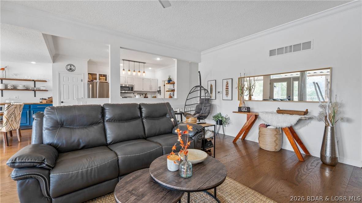1545 Buckingham Drive - Photo 1