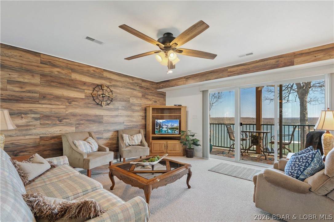282 Park Place Drive - Photo 1