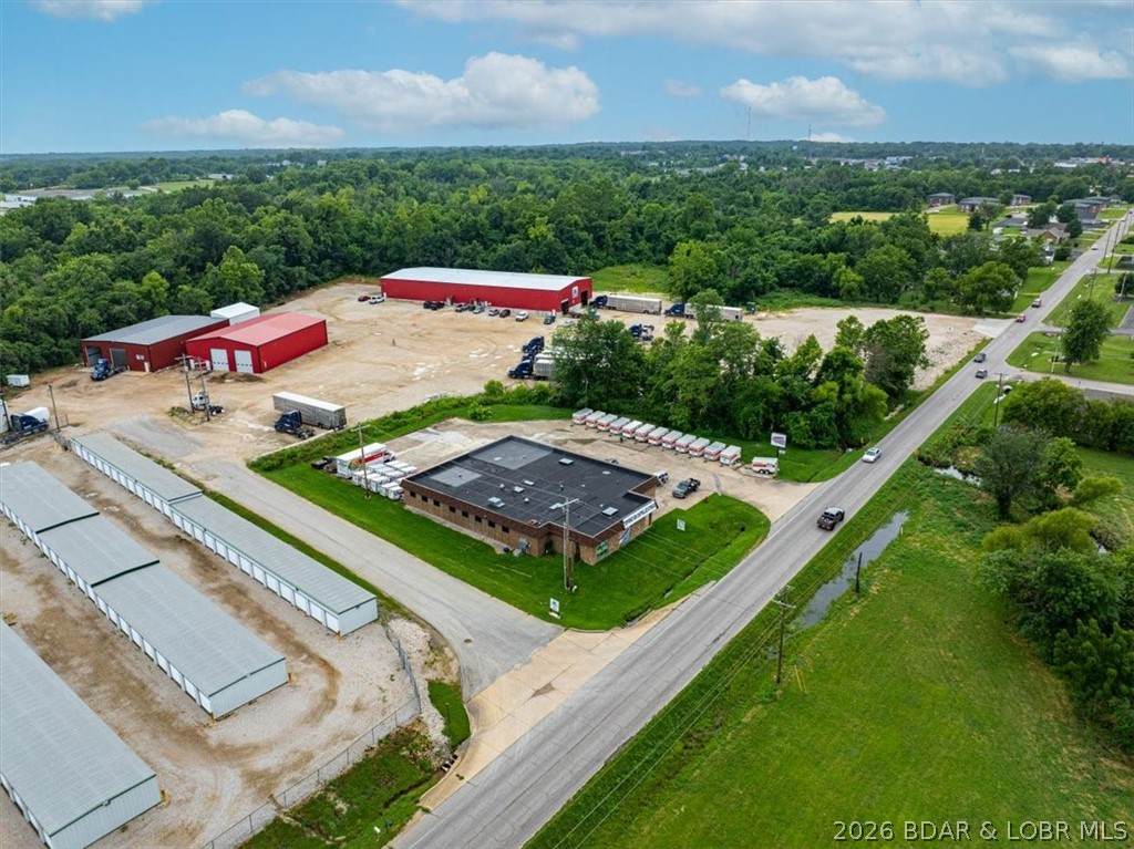 https://bt-photos.global.ssl.fastly.net/ozarks/orig_boomver_1_3586152-2.jpg