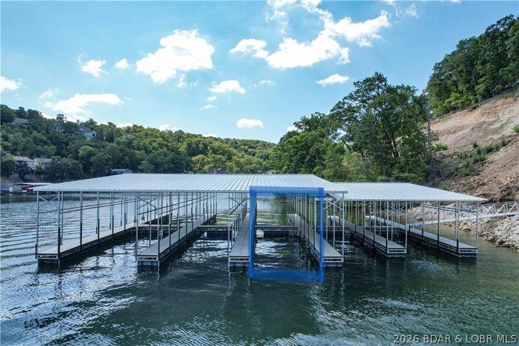 https://bt-photos.global.ssl.fastly.net/ozarks/orig_boomver_1_3586290-2.jpg