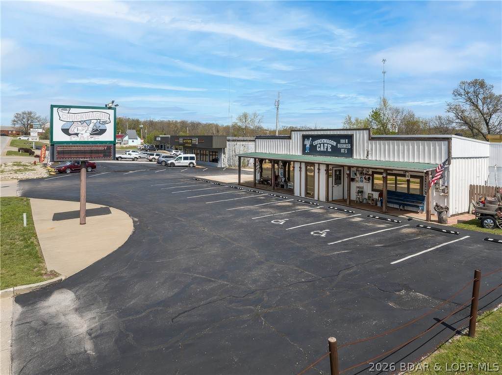 888 N Business Hwy 5 - Photo 1