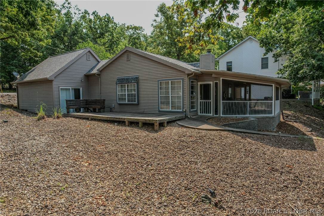 https://bt-photos.global.ssl.fastly.net/ozarks/orig_boomver_1_3586700-2.jpg