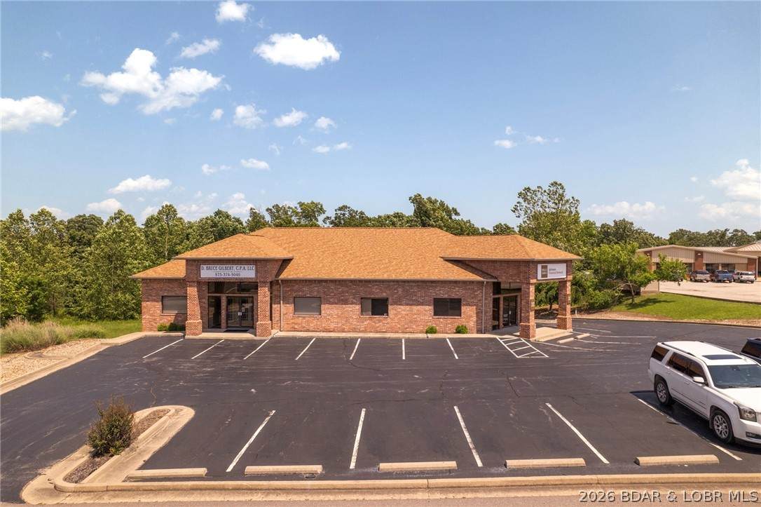 https://bt-photos.global.ssl.fastly.net/ozarks/orig_boomver_1_3586769-2.jpg