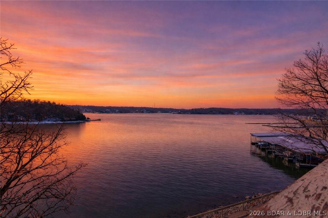 https://bt-photos.global.ssl.fastly.net/ozarks/orig_boomver_1_3587009-2.jpg