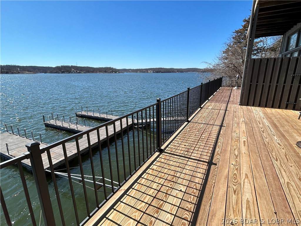 https://bt-photos.global.ssl.fastly.net/ozarks/orig_boomver_1_3587272-2.jpg
