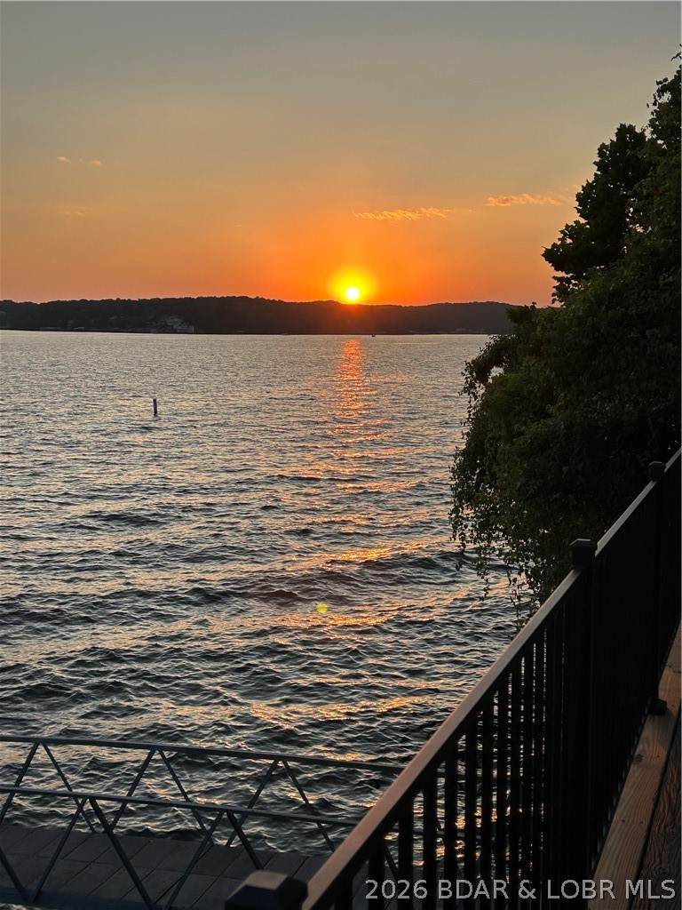 https://bt-photos.global.ssl.fastly.net/ozarks/orig_boomver_1_3587272-2.jpg