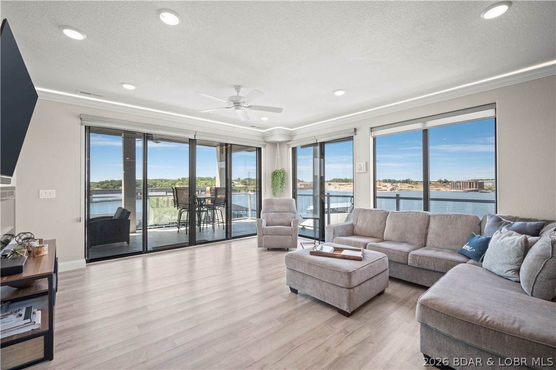 1065 Topsider Lane - Photo 1