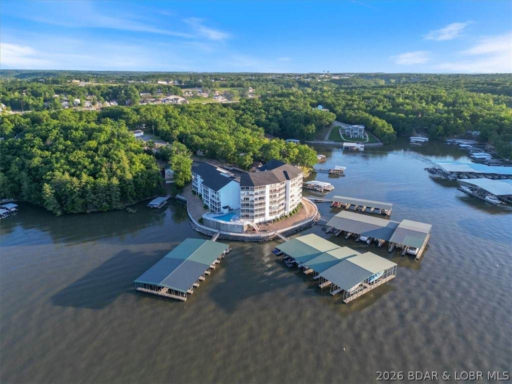 https://bt-photos.global.ssl.fastly.net/ozarks/orig_boomver_1_3587551-2.jpg