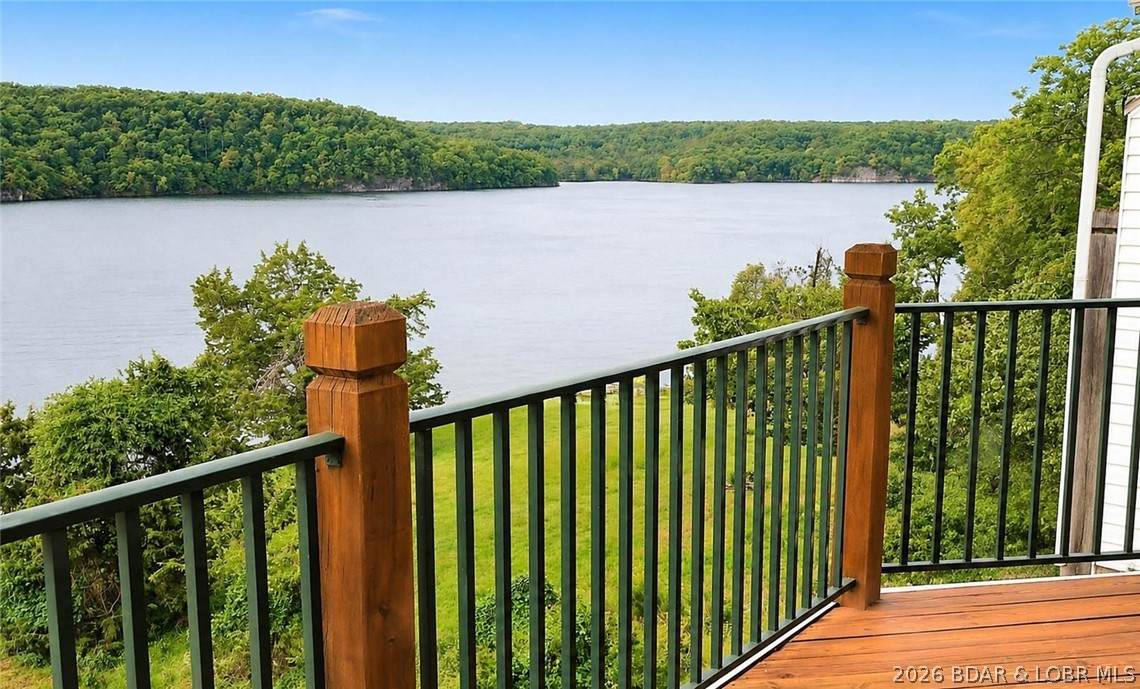 521 Park Place Drive - Photo 1