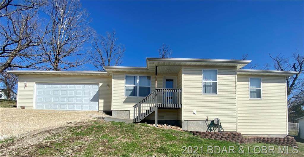 210 Poplar Street - Photo 1