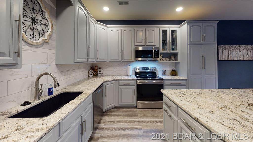 423 Hillside Drive - Photo 1