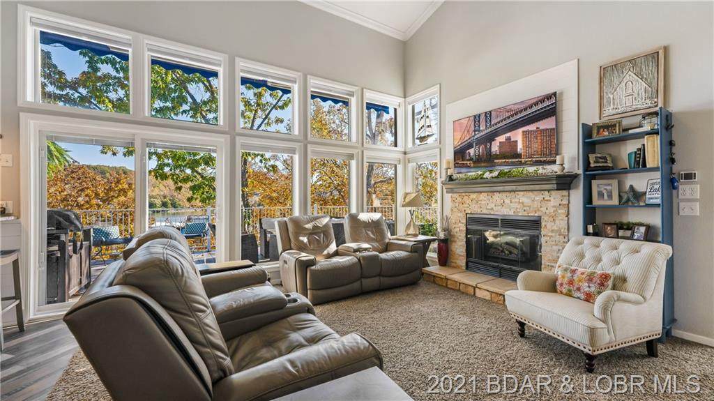 1089 Buckingham Drive - Photo 1