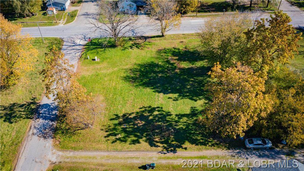 705 Grand Avenue - Photo 1