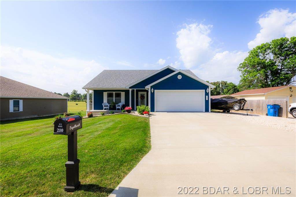 210 W Jemphrey Street - Photo 1