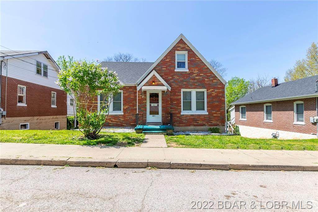 221 Fillmore Street - Photo 1