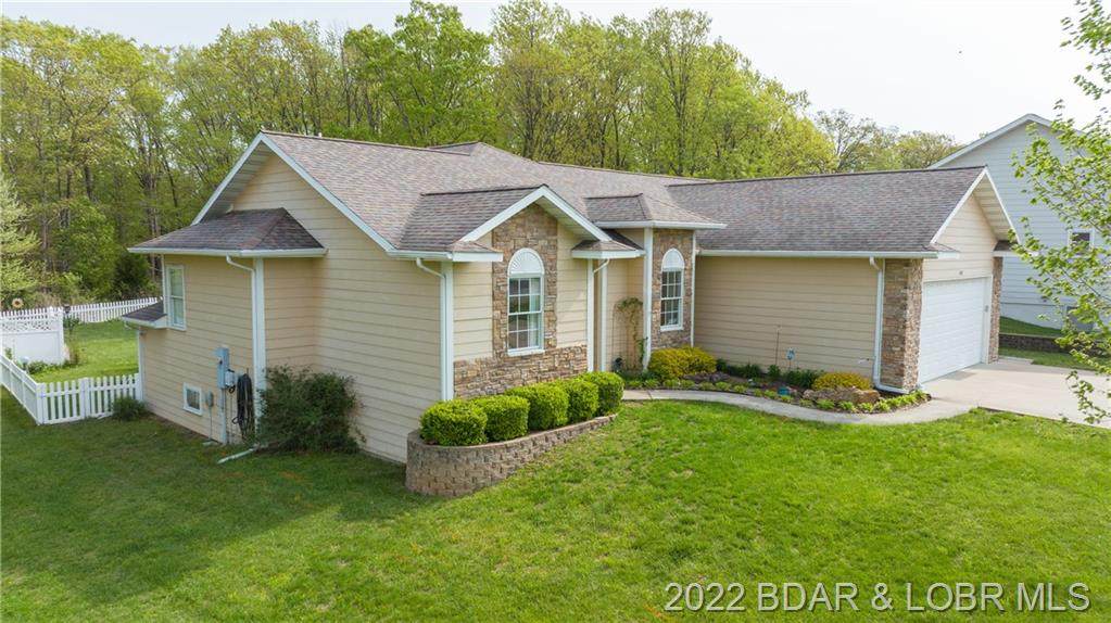 202 Wellington Lane - Photo 1