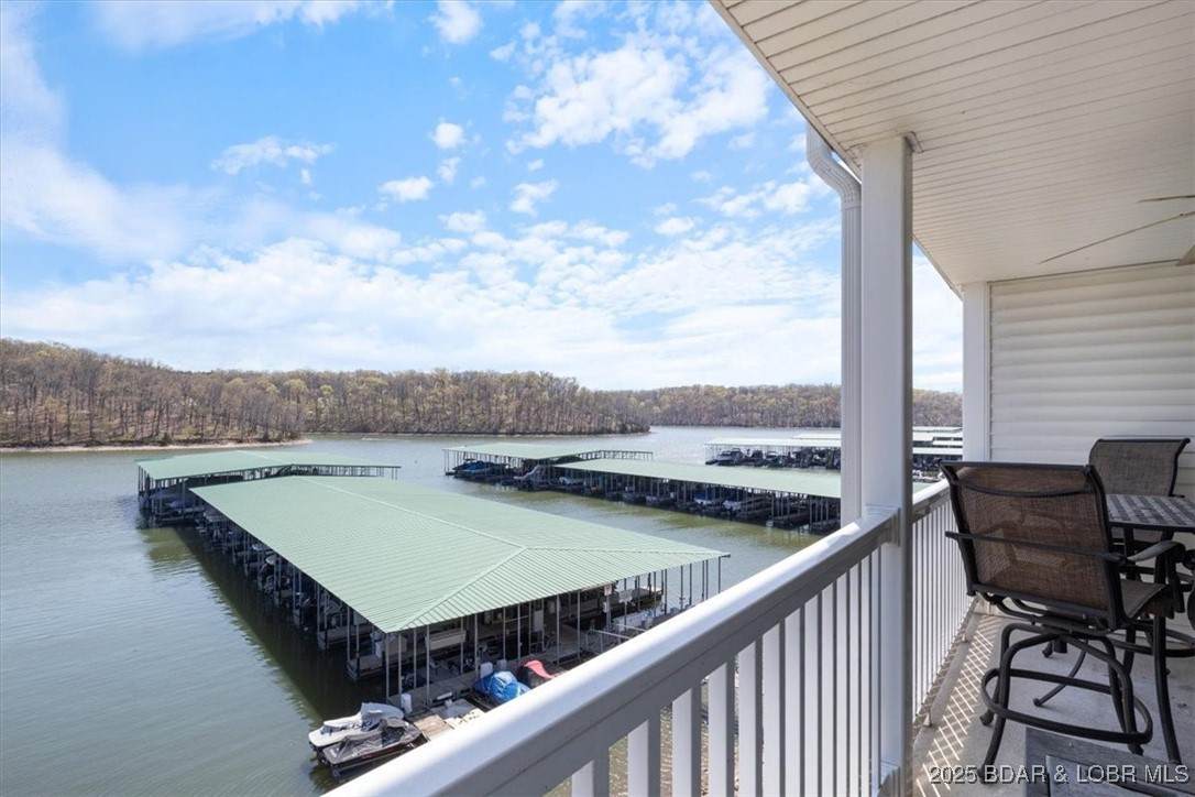 4800 Eagleview Drive - Photo 1