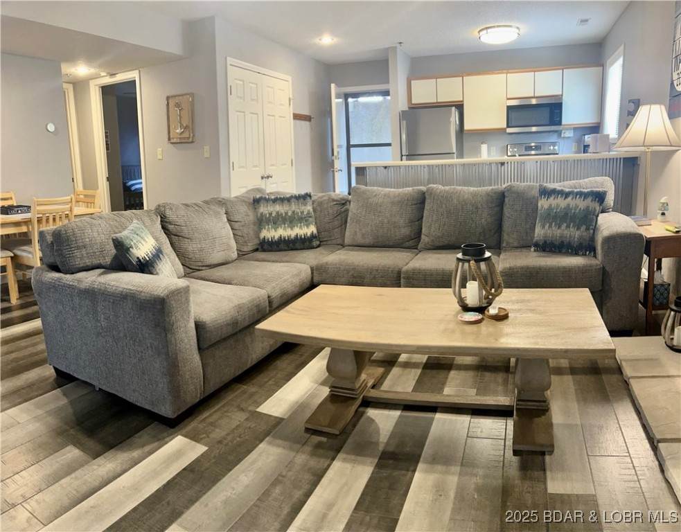 1011 Indian Pointe - Photo 1