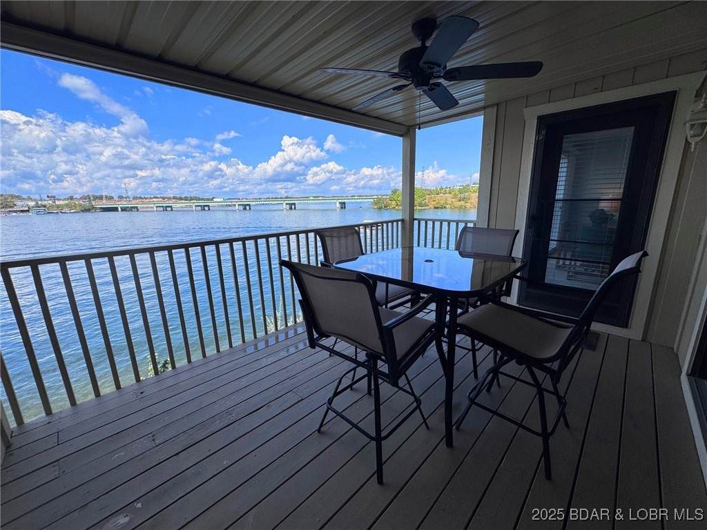 875 Parkside Place - Photo 1