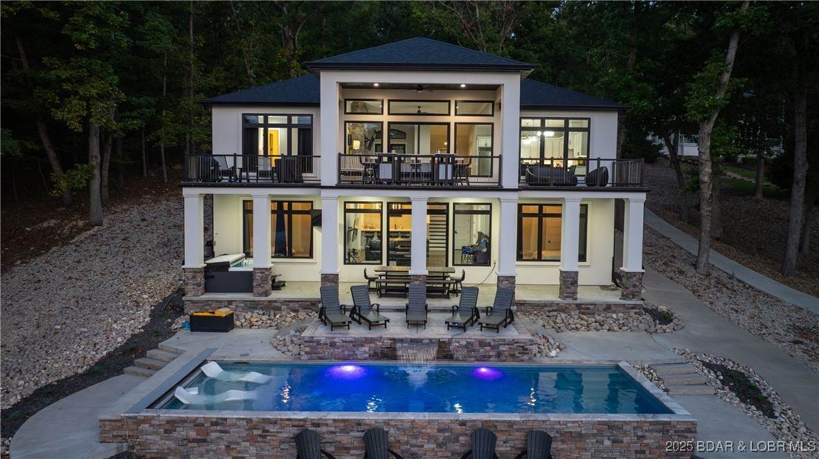 280 Oak Drive - Photo 1