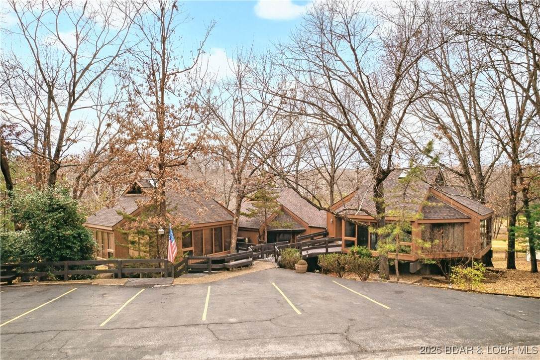 328 Hogan Drive - Photo 1